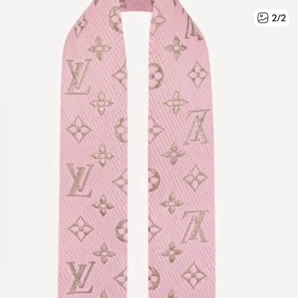 Louis Vuitton Pink and Gold Monogram Scarf - Picture 5 of 5